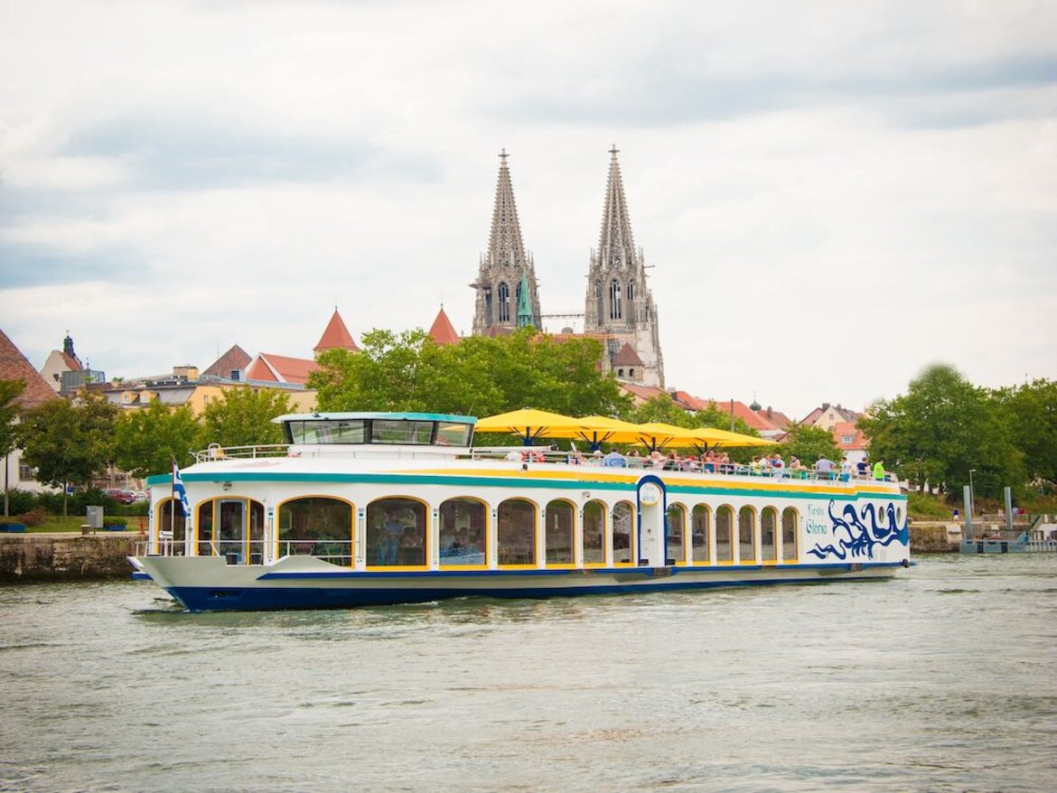 Außenansicht Schiff Gloria 